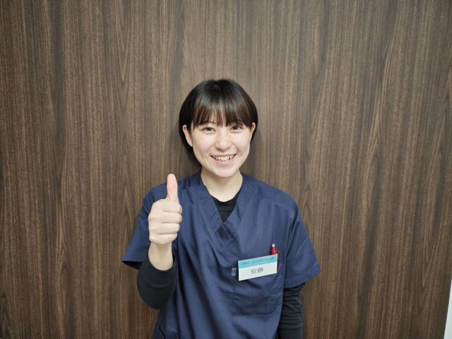 安藤　麗